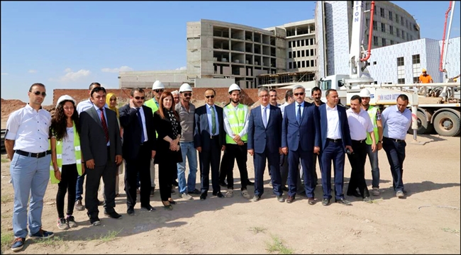 AKSARAY 400 YATAKLI YENİ DEVLET HASTANESİ İNŞAATI HIZLA YÜKSELİYOR
