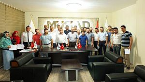 YENİ GİRİŞİMCİ ADAYLARI SERTİFİKALARINI ALDI