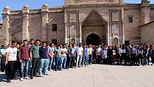 KENDİ TARİHİNİ BİLMEYEN BİR TOPLULUK GELECEĞE YÖN VEREMEZ