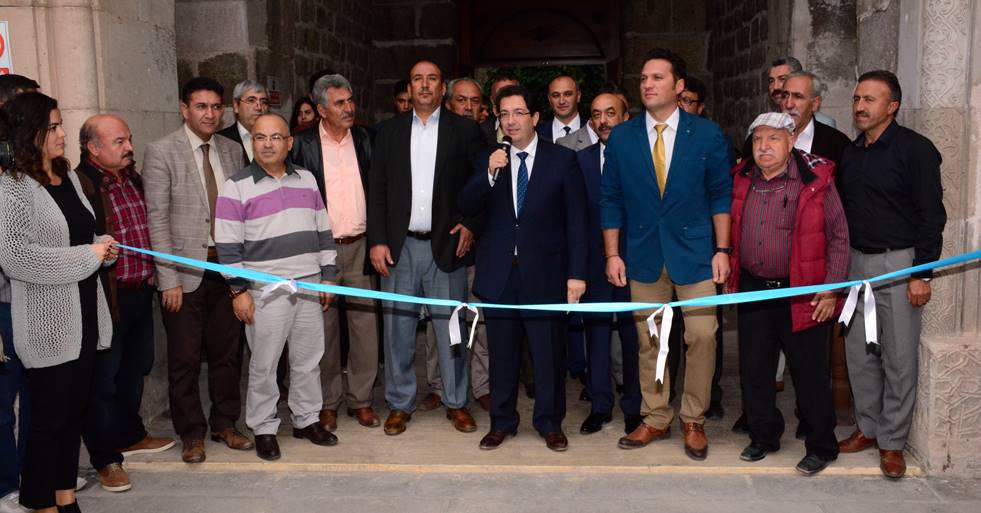 “KEŞFET YAKIN DÜNYA AKSARAY” KİTABININ TANITIMI TARİHİ MEDRESEDE YAPILDI