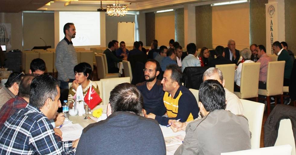 AİLE HEKİMLİĞİ UYGULAMASINDA SORUNLAR VE ÇÖZÜM ÖNERİLERİ ÇALIŞTAYI