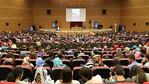 İNSAN EKMEĞİNİ YEDİĞİ ÜLKESİNE BUNU NEDEN YAPAR?