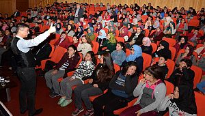 TEOG SINAVI ÖNCESİ ÖĞRENCİLERE MOTİVASYON SEMİNERİ