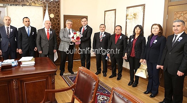 AKSARAY DEFTERDARI ARSLAN ve HALK BANKASI’NDAN VALİ AYKUT PEKMEZ’E ZİYARET