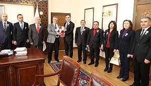 AKSARAY DEFTERDARI ARSLAN ve HALK BANKASI’NDAN VALİ AYKUT PEKMEZ’E ZİYARET