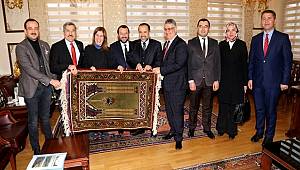 KÜLTÜR ve TURİZM BAKAN YARDIMCISI YAYMAN VALİ PEKMEZİ ZİYARET ETTİ