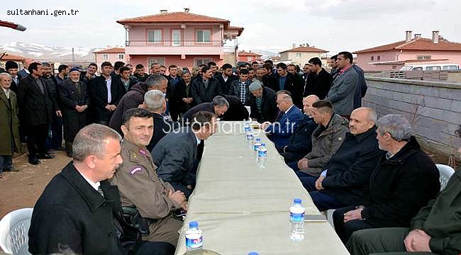 SURİYE'DE YARALANAN ASKERE GEÇMİŞ OLSUN ZİYARETİ