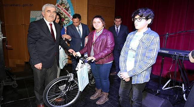 18 MART ÇANAKKALE SAVAŞLARI KONULU YARIŞMAYI KAZANANLARA ÖDÜLLERİ VERİLDİ