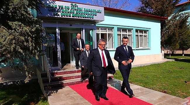 VALİ AYKUT PEKMEZ DSİ AKSARAY 44. ŞUBE MÜDÜRLÜĞÜ İLE ORMAN İŞLETME MÜDÜRLÜĞÜNÜ ZİYARET ETTİ