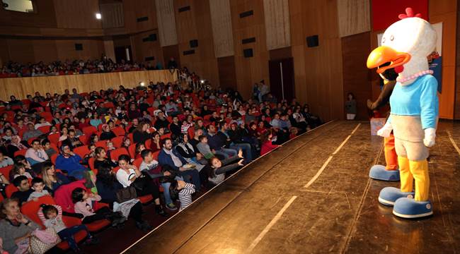 AKSARAY'DA LİMON İLE ZEYTİN MÜZİKALİ BEĞENİ TOPLADI