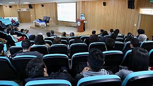 ASÜ DE BAĞIMLILIK VE İNTİHAR İLİŞKİSİ ANLATILDI