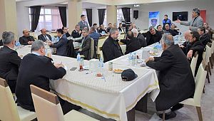 İL EMNİYET MÜDÜRLÜĞÜNDEN AKSARAYDAKİ MUHTARLARLA HUZUR TOPLANTISI