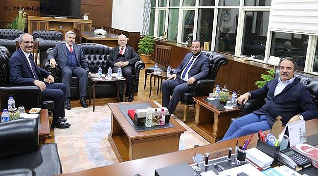 REKTÖRLER "İYİ UYGULAMALAR"INI PAYLAŞTILAR