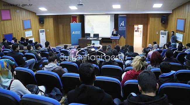 AHİKA UZMANLARI ASÜ’DE ÖĞRENCİLERLE BULUŞTU