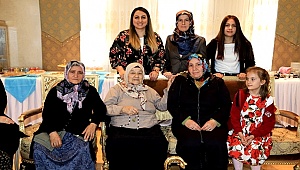 AKSARAY ŞEHİT AİLELERİ VALİ KONAĞINDA AĞIRLANDI