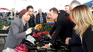 İL BAŞKANI TÜREMİŞ PAZARCI ESNAFININ SORUNLARINI DİNLEDİ