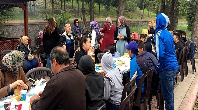 KİMSESİZ VE KORUNMAYA MUHTAÇ ÇOCUKLAR İÇİN PİKNİK DÜZENLENDİ