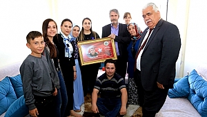 YEŞİM PEKMEZ HANIMEFENDİ ŞEHİT AİLELERİNİ ZİYARET ETTİ Aksaray 68Haber