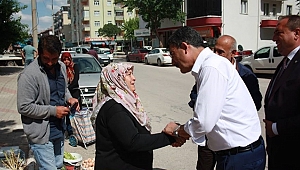 EREL "KARA TREN GECİKİR BELKİ HİÇ GELMEZ"