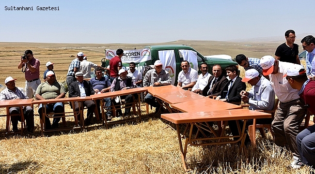 AĞAÇÖREN İLÇESİNDE TOPRAK İŞLEMESİZ TARIM PROJESİ TARLA GÜNÜ ETKİNLİĞİ DÜZENLENDİ