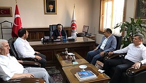 AK PARTİ'DEN AKSARAY ADLİYESİNİ YENİ ADLİ YIL ZİYARETİ