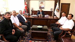 KOÇAK VE MUHTARLARDAN VALİ PEKMEZ’E ZİYARET