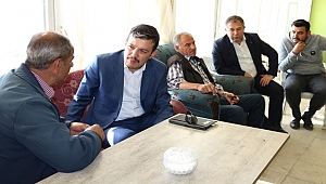 AK PARTİ AKSARAY MERKEZ İLÇE TEŞKİLATI ŞEHRİ KARIŞ KARIŞ DOLAŞIYOR