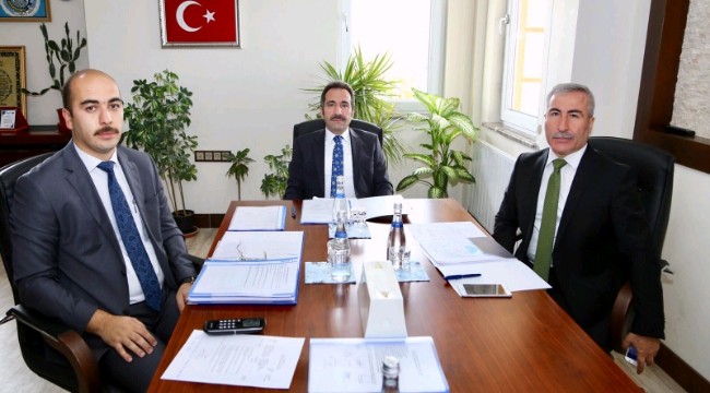 Aksaray OSB Yönetim Kurulu Toplantısı Vali Ali Mantı Başkanlığında yapıldı