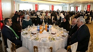 Aksaray valisi Ali Mantı ev sahipliğinde Şehit Aileleri ve Gaziler ile Aileleri onuruna yemek programı düzenlendi