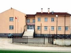 Eskil İlçesinde 15 Yaşında Ki çocuk İntihar Girişiminde Bulundu