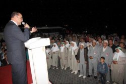 İlk Hac Kafilesi Kutsal Topraklara Ugurlandı