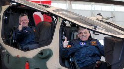 Yerli Helikopterde Pilot Selamı