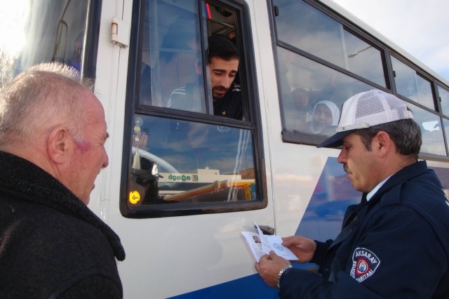 Aksaray Belediyesi Ekipleri Halk Otobüslerini Ve GüzergÂhları Denetliyor