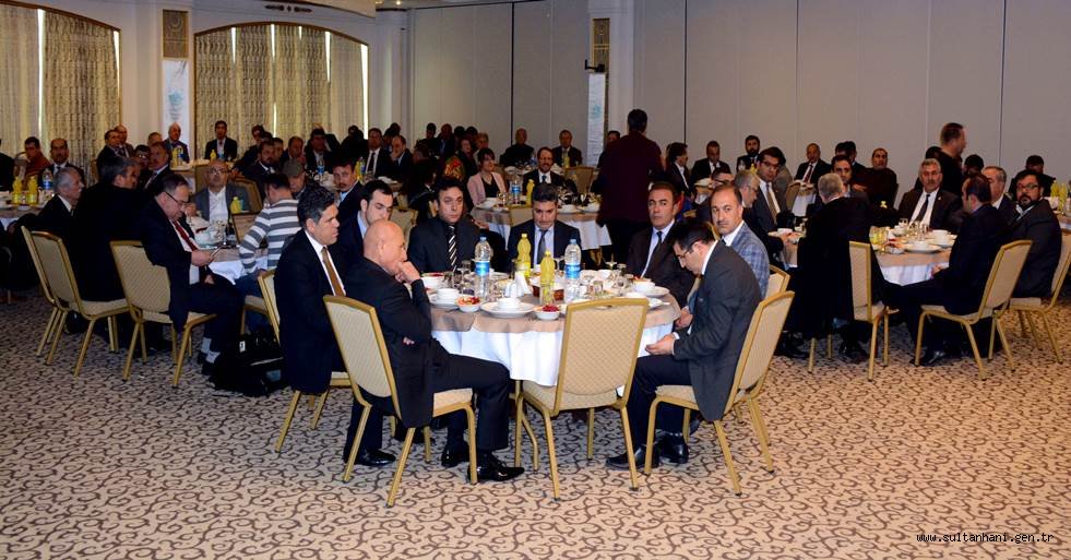 AKSARAY BELEDİYESİNİN BİR YILDA YAPTIĞI PROJELER, HİZMETTE BİRİNCİ YIL DEĞERLENDİRME TOPLANTISINDA ELE ALINDI