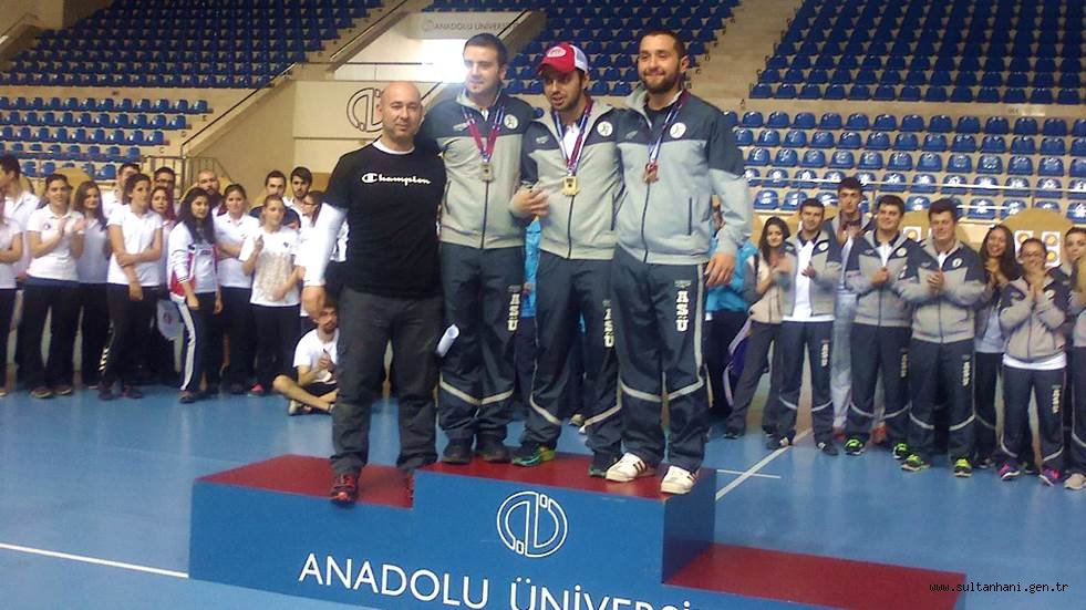 AKSARAY ÜNİVERSİTESİ TAKIMI'NDAN TÜRKİYE REKORU