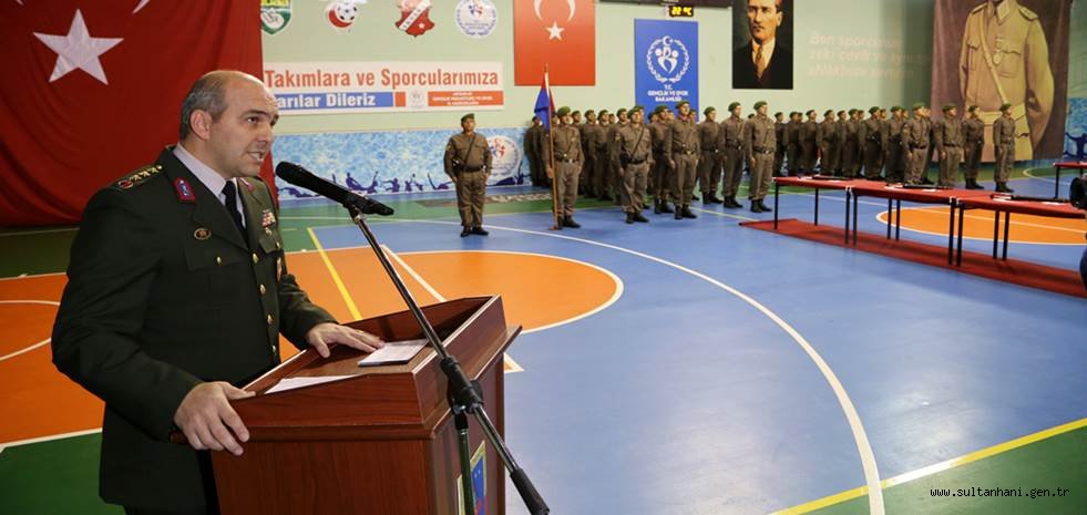 AKSARAY'DA KISA DÖNEM ERLER TÖRENLE YEMİN ETTİ