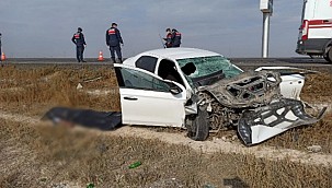 AKSARAY YOLU FABRİKA YAKINLARINDA KAZA 1 ÖLÜ 1 AĞIR YARALI