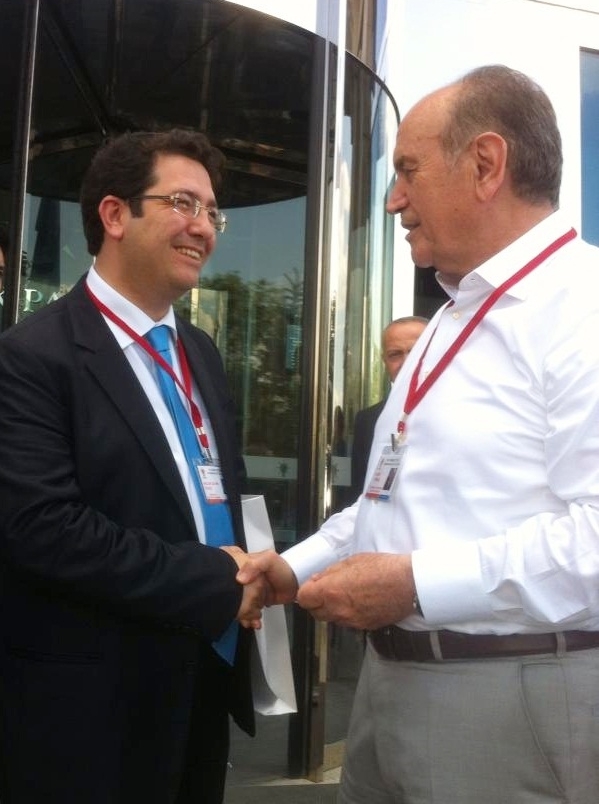 Başkan Yazgı, İstanbul Büyükşehir Belediye Başkanı Kadir Topbaş İle Görüştü