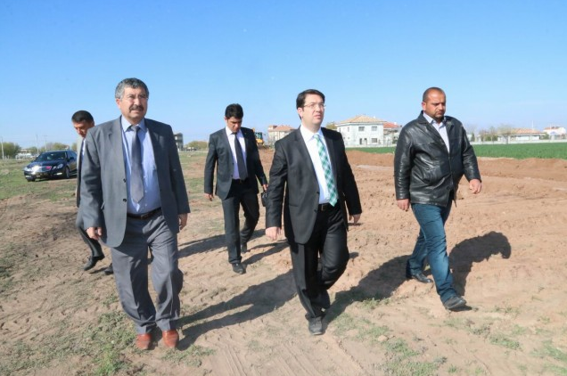 Belediye Başkanı Haluk şahin Yazgı Sahaya İndi