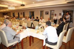 Başkan Nevzat Palta Belediye Meclis üyeleriyle İftar Yemeğinde Buluştu