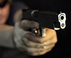 Silahlı Kavgada 1 Kişi Ağır Yaralandı,,,