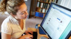 Facebook Sizi Ele Veriyor!