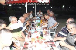 Minibüsçüler Odası Kılıçaslan Parkında İftar Yemeği Düzenledi