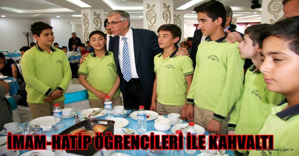 İMAM-HATİP ÖĞRENCİLERİ İLE KAHVALTI PROGRAMI