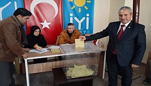 İYİ PARTİ'DE HACI OSMAN BÖGE YENİDEN İLÇE BAŞKANI SEÇİLDİ