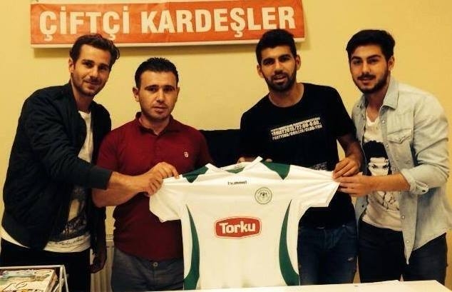 Konya Sporlu Futbolcular'dan çiftçi Kardeşlere Ziyaret