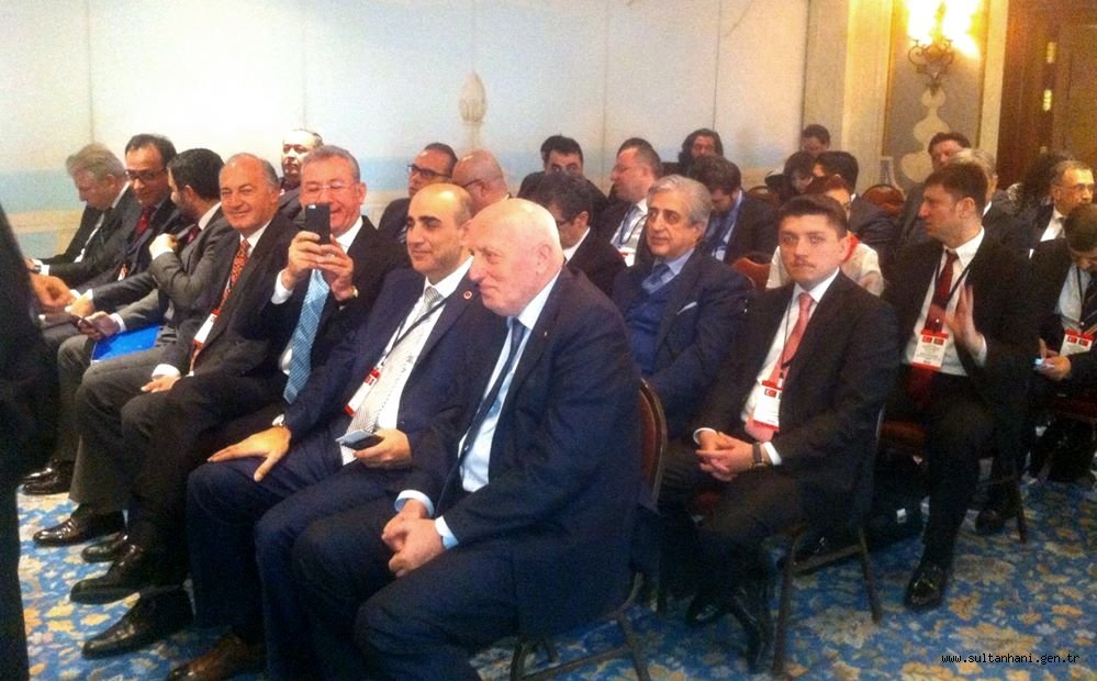 NİHAT ZEYBEKÇİ NİN EV SAHİPLİĞİNDE Kİ İŞ FORMUNA AKSARAYLI BAŞARILI VE GENÇ İŞ ADAMI CİHANGİR FİKRİ SAATÇİOĞLU DA KATILDI