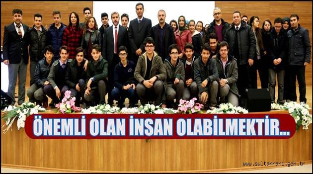 ÖNEMLİ OLAN İNSAN OLABİLMEKTİR