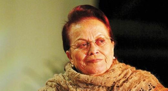 Sanatçı Tomris Oğuzalp Hayatını Kaybetti