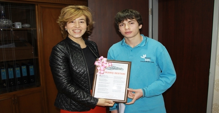 Sarıkamış Destanı İsimli şiiri İle Türkiye Birincisi Oldu